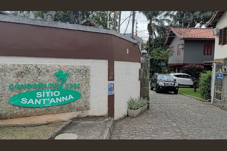 Casa de condomínio à venda com 400m², 4 quartos e 6 vagasFachada do Condominio