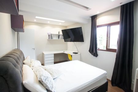 Casa de condomínio à venda com 400m², 4 quartos e 6 vagasQuarto da Suíte 3