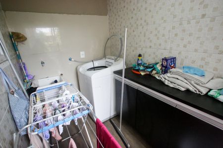 Casa de condomínio à venda com 400m², 4 quartos e 6 vagasÁrea de Serviço