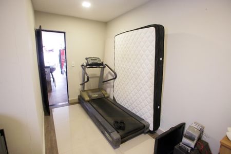 Casa de condomínio à venda com 400m², 4 quartos e 6 vagasQuarto de Serviço
