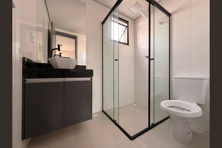 Banheiro de kitnet/studio para alugar com 1 quarto, 20m² em Vila Sao Pedro, Santo André