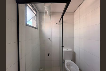 Banheiro de kitnet/studio para alugar com 1 quarto, 20m² em Vila Sao Pedro, Santo André