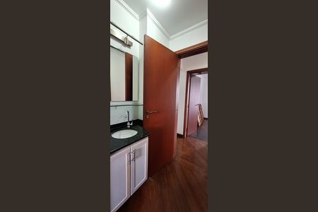 Apartamento para alugar com 161m², 3 quartos e 2 vagas Apartamento para alugar com 161m², 3 quartos e 2 vagasLavabo