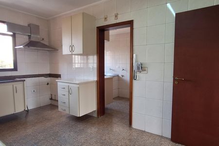 Apartamento para alugar com 161m², 3 quartos e 2 vagas Apartamento para alugar com 161m², 3 quartos e 2 vagasCozinha
