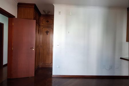 Apartamento para alugar com 161m², 3 quartos e 2 vagas Apartamento para alugar com 161m², 3 quartos e 2 vagasSuíte