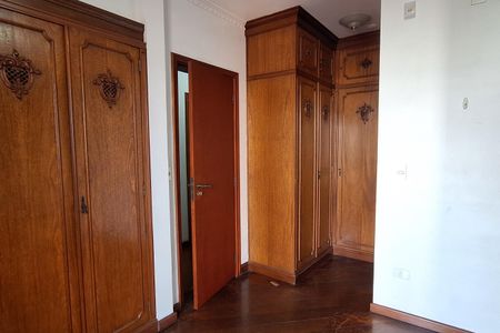 Apartamento para alugar com 161m², 3 quartos e 2 vagas Apartamento para alugar com 161m², 3 quartos e 2 vagasSuíte