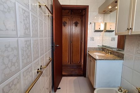 Apartamento para alugar com 161m², 3 quartos e 2 vagas Apartamento para alugar com 161m², 3 quartos e 2 vagasSuíte
