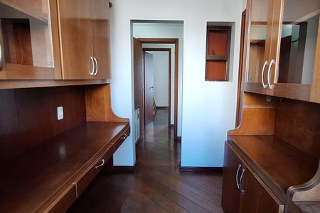 Apartamento para alugar com 161m², 3 quartos e 2 vagas Apartamento para alugar com 161m², 3 quartos e 2 vagasEscritório