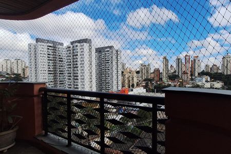 Apartamento para alugar com 161m², 3 quartos e 2 vagas Apartamento para alugar com 161m², 3 quartos e 2 vagasVista