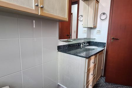 Apartamento para alugar com 161m², 3 quartos e 2 vagas Apartamento para alugar com 161m², 3 quartos e 2 vagasBanheiro