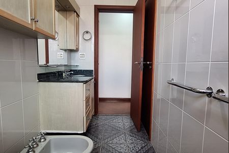 Apartamento para alugar com 161m², 3 quartos e 2 vagas Apartamento para alugar com 161m², 3 quartos e 2 vagasBanheiro