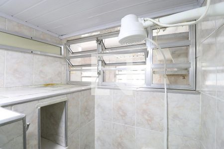 Apartamento para alugar com 67m², 2 quartos e 1 vaga Apartamento para alugar com 67m², 2 quartos e 1 vagaBanheiro