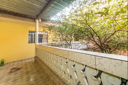 Quintal de casa para alugar com 2 quartos, 46m² em Cidade Ipava, São Paulo