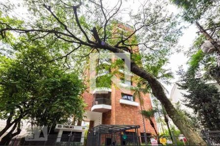 Apartamento à venda com 300m², 4 quartos e 4 vagas Apartamento à venda com 300m², 4 quartos e 4 vagasFachada