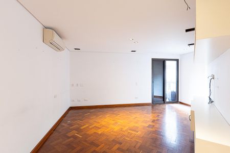 Apartamento à venda com 300m², 4 quartos e 4 vagas Apartamento à venda com 300m², 4 quartos e 4 vagasQuarto
