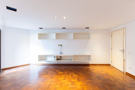 Apartamento à venda com 300m², 4 quartos e 4 vagas Apartamento à venda com 300m², 4 quartos e 4 vagasQuarto