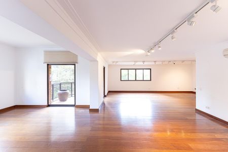 Apartamento à venda com 300m², 4 quartos e 4 vagas Apartamento à venda com 300m², 4 quartos e 4 vagasSala