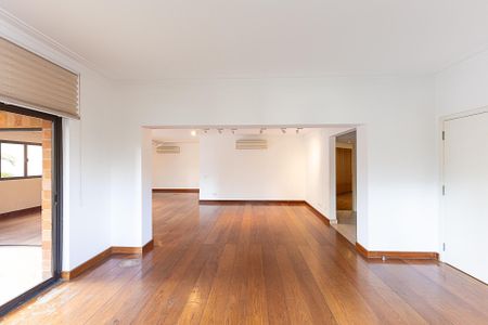 Apartamento à venda com 300m², 4 quartos e 4 vagas Apartamento à venda com 300m², 4 quartos e 4 vagasSala
