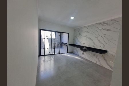Casa à venda com 140m², 3 quartos e 2 vagas