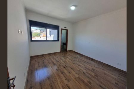 Casa à venda com 3 quartos, 140m² em Vila Bonilha, São Paulo