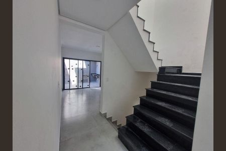 Casa à venda com 140m², 3 quartos e 2 vagas