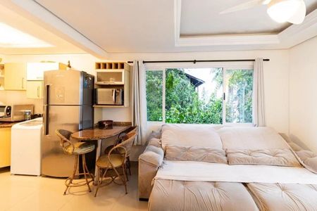 Sala de casa para alugar com 4 quartos, 200m² em Agronômica, Florianópolis