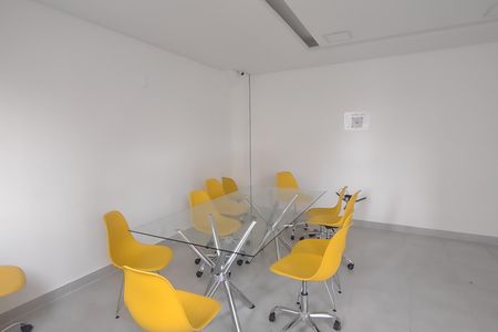 Apartamento para alugar com 38m², 2 quartos e 1 vaga Apartamento para alugar com 38m², 2 quartos e 1 vagaCoworking
