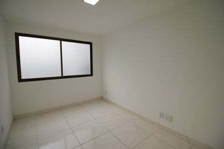 Suíte 1 de apartamento para alugar com 1 quarto, 60m² em Freguesia (jacarepaguá), Rio de Janeiro
