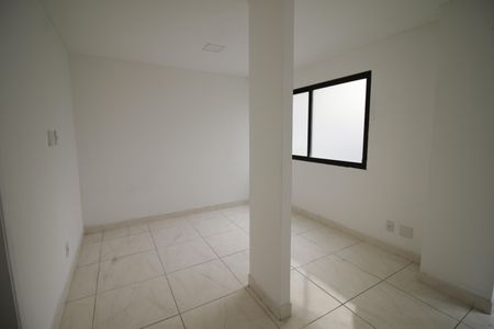 Sala de apartamento para alugar com 1 quarto, 60m² em Freguesia (jacarepaguá), Rio de Janeiro