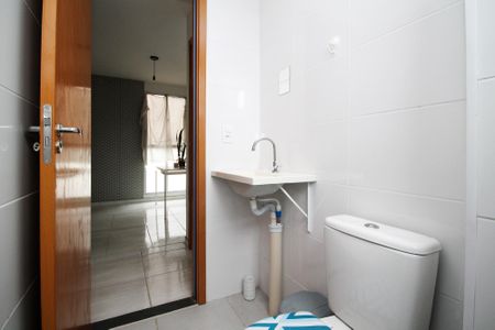 Apartamento para alugar com 45m², 2 quartos e 1 vaga Apartamento para alugar com 45m², 2 quartos e 1 vagaBanheiro