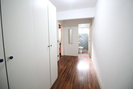 Casa para alugar com 200m², 3 quartos e 2 vagasCorredor
