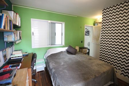 Casa para alugar com 200m², 3 quartos e 2 vagasSuíte 1