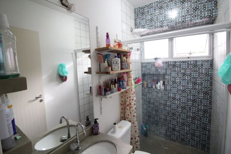 Casa para alugar com 200m², 3 quartos e 2 vagasBanheiro 2