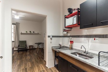 Studio para alugar com 33m², 1 quarto e sem vaga Studio para alugar com 33m², 1 quarto e sem vagaCozinha