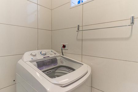 Studio para alugar com 33m², 1 quarto e sem vaga Studio para alugar com 33m², 1 quarto e sem vagaBanheiro