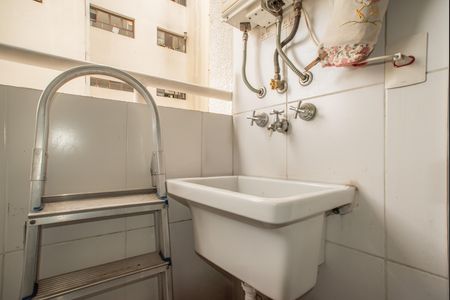 Apartamento à venda com 56m², 2 quartos e 1 vaga Apartamento à venda com 56m², 2 quartos e 1 vagaÁrea de Serviço