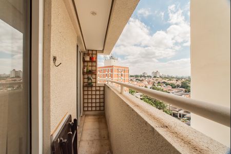 Apartamento à venda com 56m², 2 quartos e 1 vaga Apartamento à venda com 56m², 2 quartos e 1 vagaVaranda