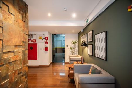 Apartamento à venda com 56m², 2 quartos e 1 vaga Apartamento à venda com 56m², 2 quartos e 1 vagaHall social