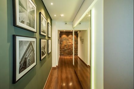 Apartamento à venda com 56m², 2 quartos e 1 vaga Apartamento à venda com 56m², 2 quartos e 1 vagaHall de entrada