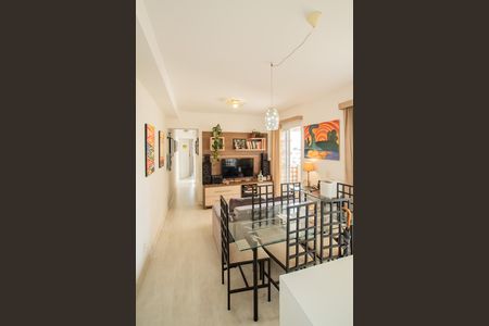 Apartamento à venda com 56m², 2 quartos e 1 vaga Apartamento à venda com 56m², 2 quartos e 1 vagaSala