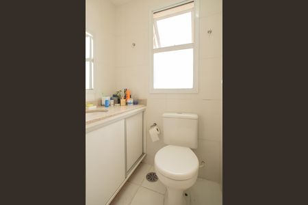 Apartamento à venda com 56m², 2 quartos e 1 vaga Apartamento à venda com 56m², 2 quartos e 1 vagaBanheiro da Suíte
