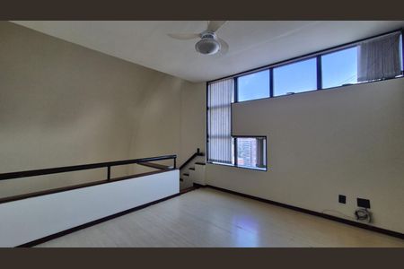 Apartamento para alugar com 74m², 1 quarto e 2 vagas