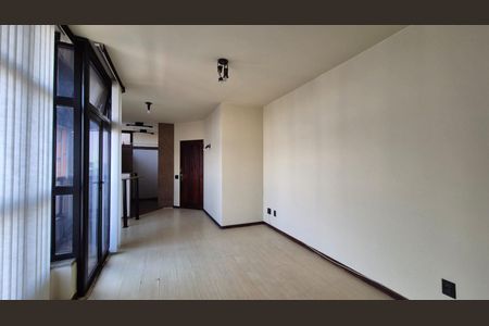 Apartamento para alugar com 74m², 1 quarto e 2 vagas