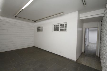 Garagem de casa para alugar com 1 quarto, 600m² em Cidade Jardim, Belo Horizonte