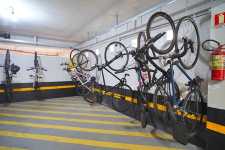 Apartamento para alugar com 119m², 3 quartos e 1 vaga Apartamento para alugar com 119m², 3 quartos e 1 vagaBicicletario