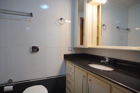 Apartamento para alugar com 119m², 3 quartos e 1 vaga Apartamento para alugar com 119m², 3 quartos e 1 vagaBanheiro