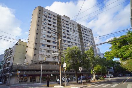 Apartamento para alugar com 119m², 3 quartos e 1 vaga Apartamento para alugar com 119m², 3 quartos e 1 vagaFachada