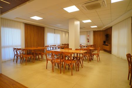 Apartamento para alugar com 119m², 3 quartos e 1 vaga Apartamento para alugar com 119m², 3 quartos e 1 vagaÁrea comum - Salão de festas