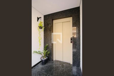 Apartamento para alugar com 45m², 2 quartos e sem vaga Apartamento para alugar com 45m², 2 quartos e sem vagaÁrea comum - Elevador