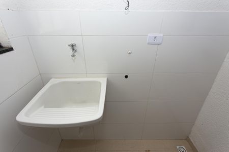 Apartamento para alugar com 45m², 2 quartos e sem vaga Apartamento para alugar com 45m², 2 quartos e sem vagaÁrea de Serviço